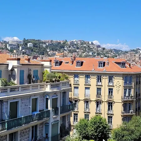 Apartamento Pretty Flat, 100m Promenade In City Center